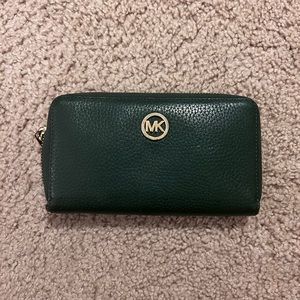 Michael kors wallet